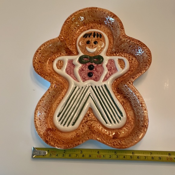 Century Gingerbread Man Dish - Picture 6 of 6